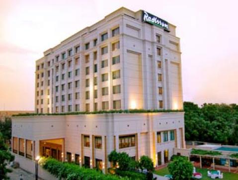 5 star hotels varanasi india